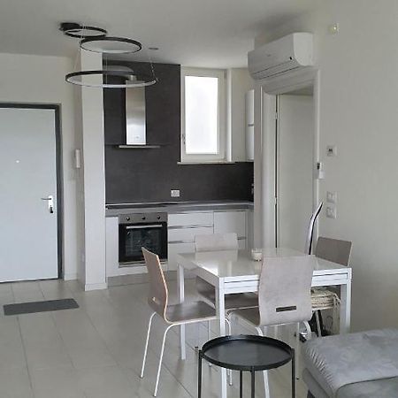 Isola Blu Luxury Apartment 리도 디 예솔로 외부 사진