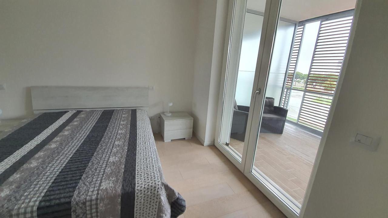 Isola Blu Luxury Apartment 리도 디 예솔로 외부 사진